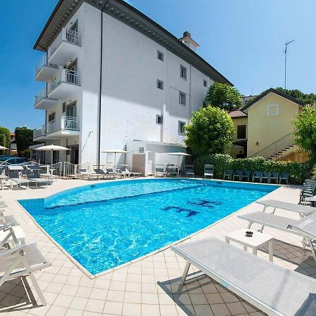 Hotel Embassy Riccione Eksteriør bilde