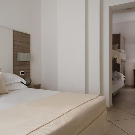 Hotel Embassy Riccione Eksteriør bilde