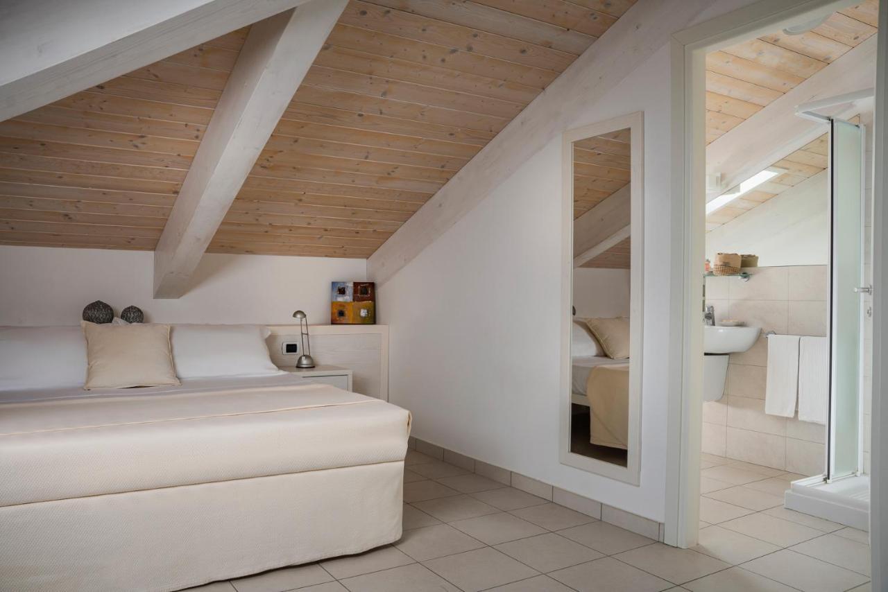 Hotel Embassy Riccione Eksteriør bilde