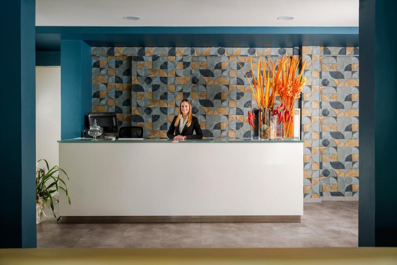 Hotel Embassy Riccione Eksteriør bilde