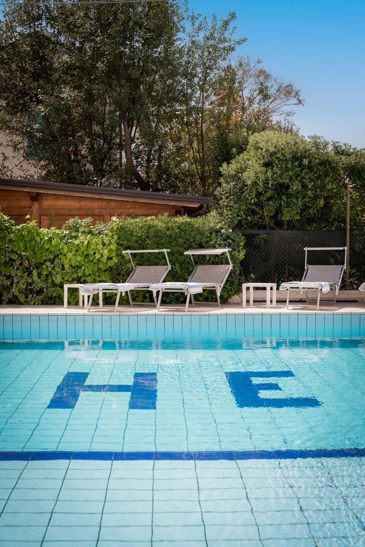 Hotel Embassy Riccione Eksteriør bilde